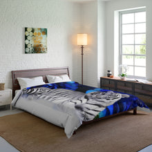 Load image into Gallery viewer, Comforter/Tiger Rose
