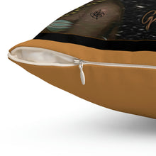 Load image into Gallery viewer, Accent pillow Title Nubian Queen
