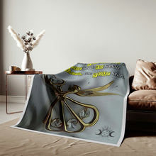 Load image into Gallery viewer, Sweatshirt Blanket Guardian Angel
